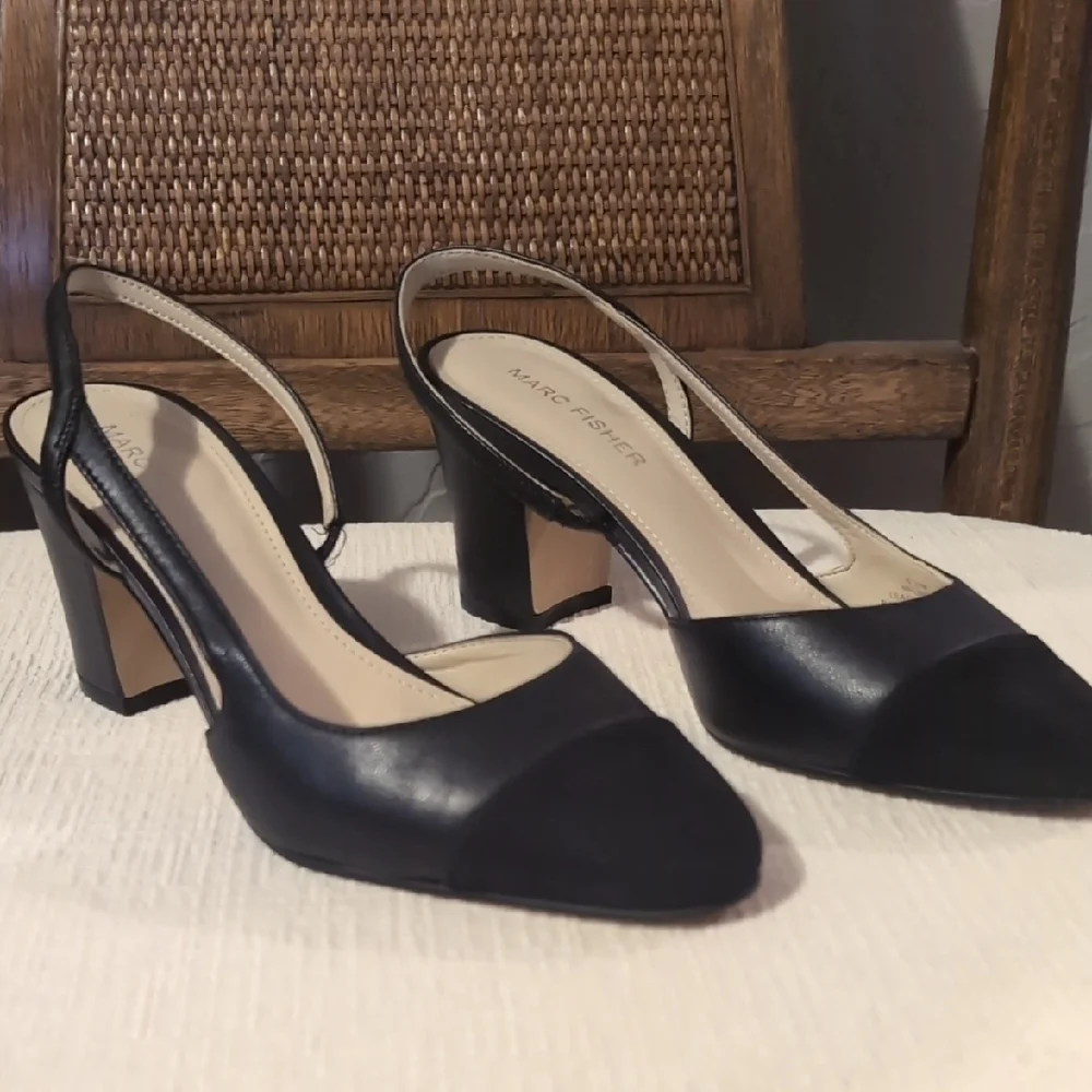 Marc Fisher Elegant Black Slingback Heels - Picture 2 of 6